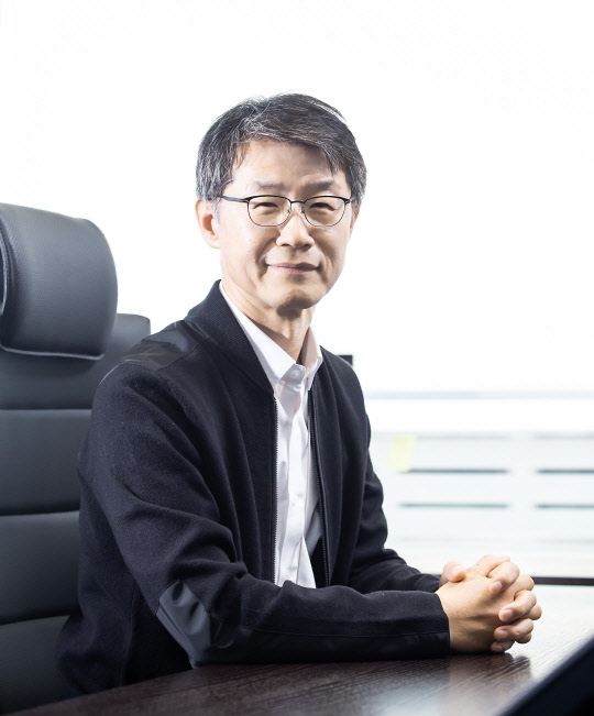 과학기술훈장 혁신장을 수훈한 오창호 LG디스플레이 TV사업부장 부사장. <LGD 제공>